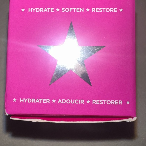 Glamglow poutmud shade is birthday suit. Neutral color. New in box. - Picture 4 of 5